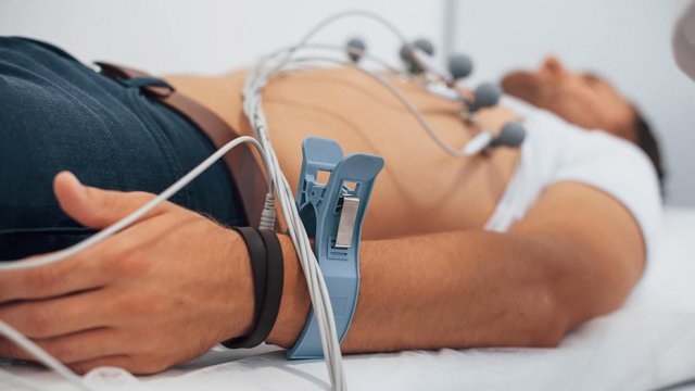 Curso ECG (eletrocardiografia) para enfermeiros com filipe franco - monitor de ecg